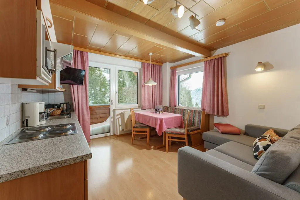 ferienwohnung-familienglueck-1-filzmoos-gaestehaus-herrmann-3 Ferienwohnung Familienglück I in Filzmoos, Gästehaus Herrmann, Ferienwohnungen in Filzmoos