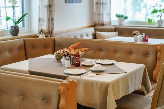 Frühstückbuffet - Gästehaus Herrmann, Filzmoos Frühstückbuffet - Gästehaus Herrmann, Filzmoos