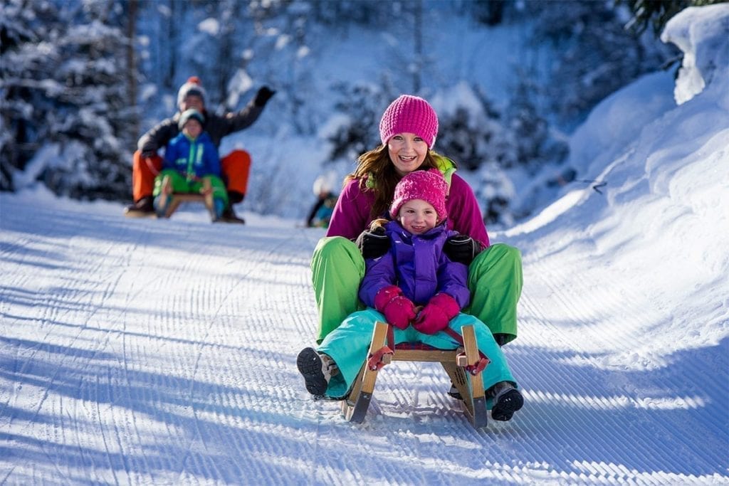 Rodeln im Winterurlaub in Filzmoos, Ski amadé