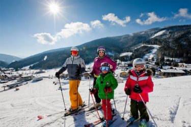 Skifahren im Skiurlaub in Filzmoos, Ski amadé